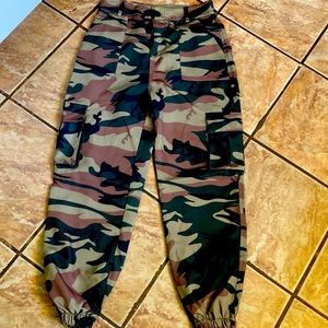 Chicme NWOT never worn camo dress pants.